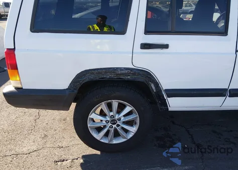 1998 Jeep Cherokee Classic/Sport from USA, damaged, VIN 1J4FT68S7WL249133